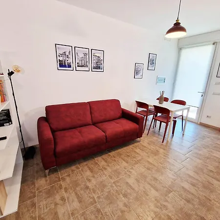 Appartamento Metro C House - Stazione Borghesiana *