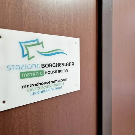 Metro C House - Stazione Borghesiana * Roma